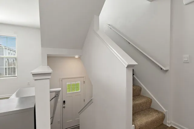 $294,900 | 804 Briar Gln Court, Hampshire, IL 60140