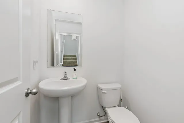 $294,900 | 804 Briar Gln Court, Hampshire, IL 60140