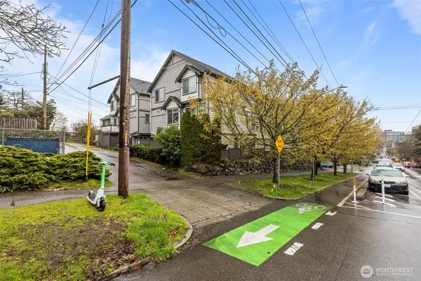 $865,000 | 1507 East Union Street, Unit A, Seattle, WA 98122