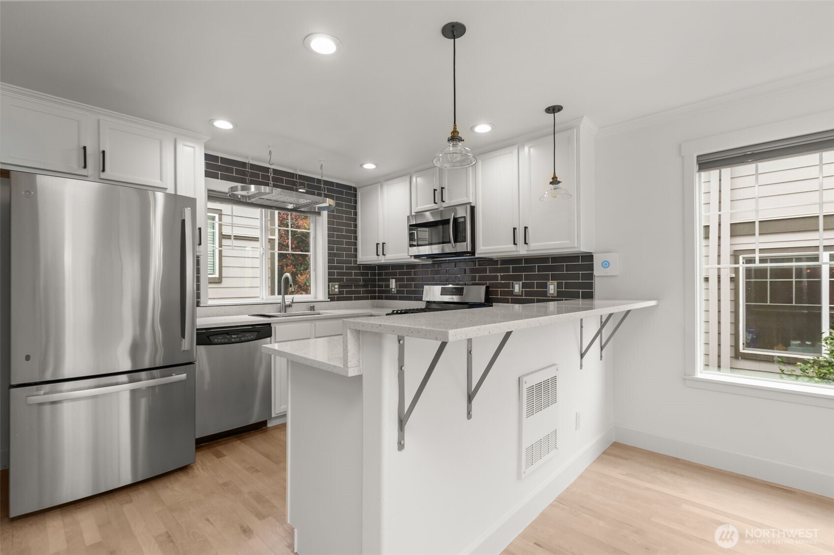 1507 East Union Street, Unit A Seattle, WA 98122 - Photo 11 of 37