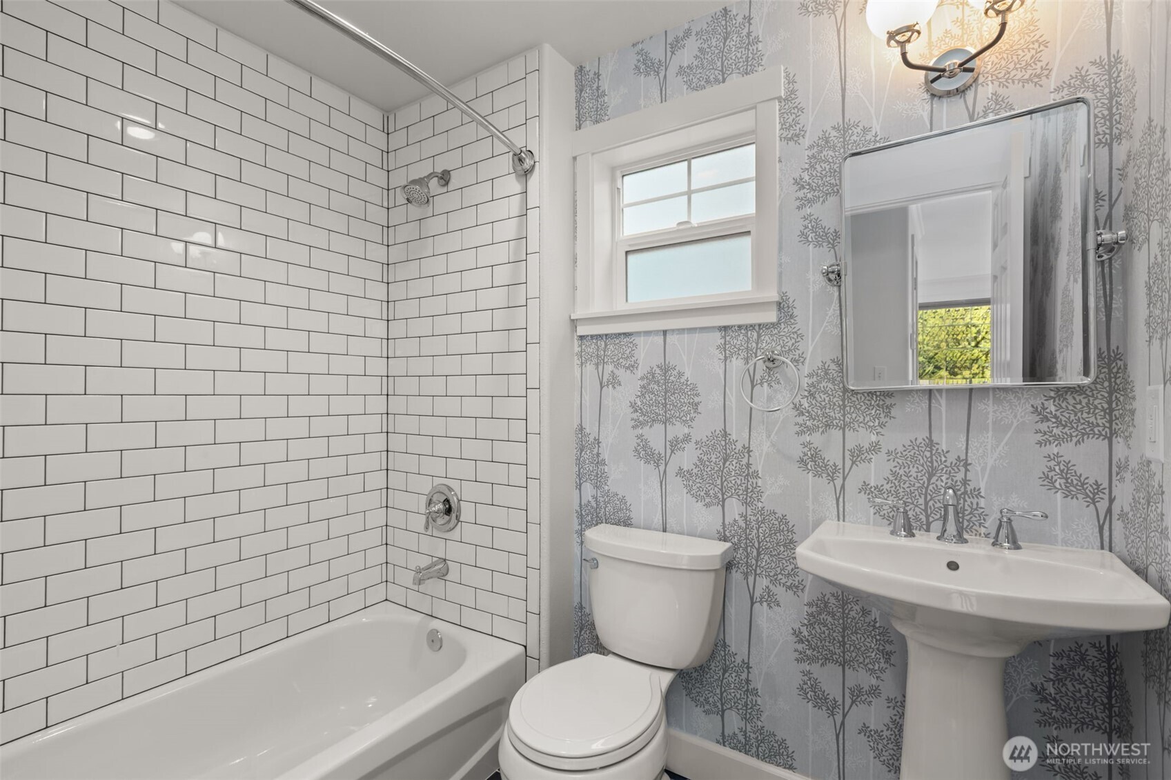 1507 East Union Street, Unit A Seattle, WA 98122 - Photo 16 of 37