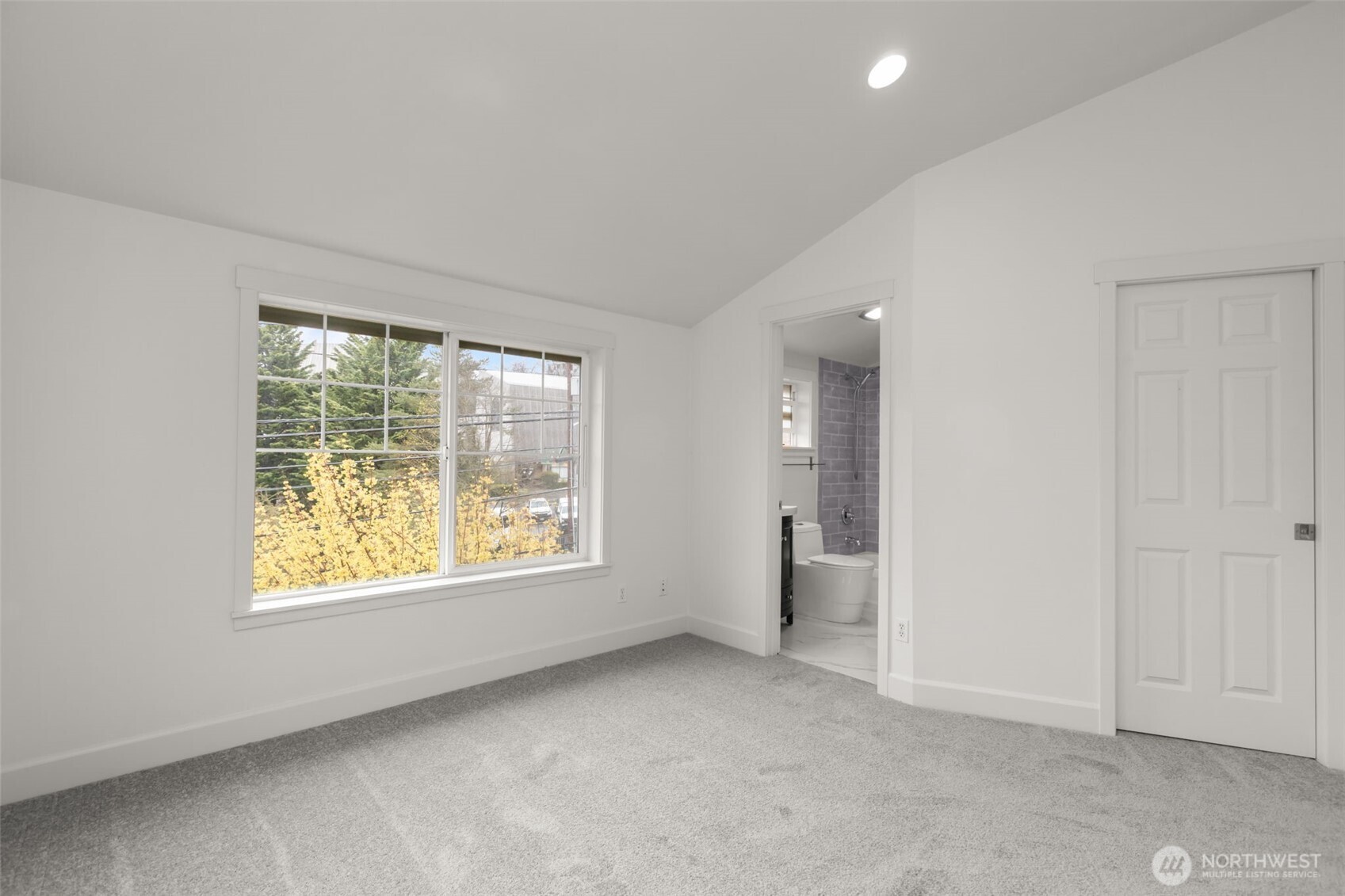 1507 East Union Street, Unit A Seattle, WA 98122 - Photo 18 of 37