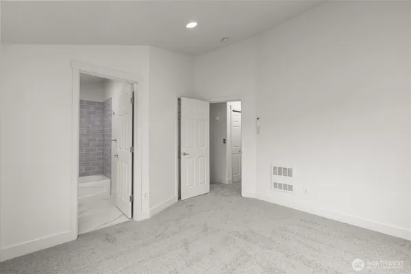 $865,000 | 1507 East Union Street, Unit A, Seattle, WA 98122