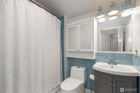 $865,000 | 1507 East Union Street, Unit A, Seattle, WA 98122