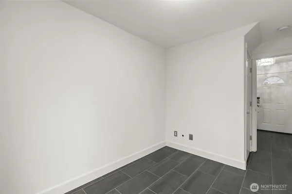 $865,000 | 1507 East Union Street, Unit A, Seattle, WA 98122