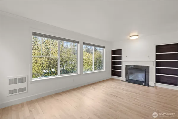 $865,000 | 1507 East Union Street, Unit A, Seattle, WA 98122