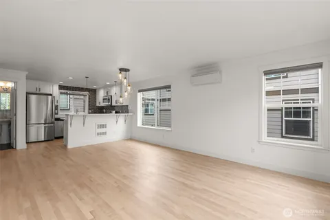 $865,000 | 1507 East Union Street, Unit A, Seattle, WA 98122