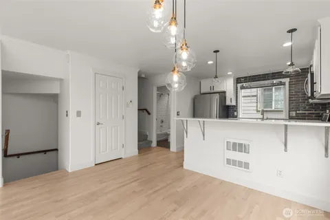 $865,000 | 1507 East Union Street, Unit A, Seattle, WA 98122