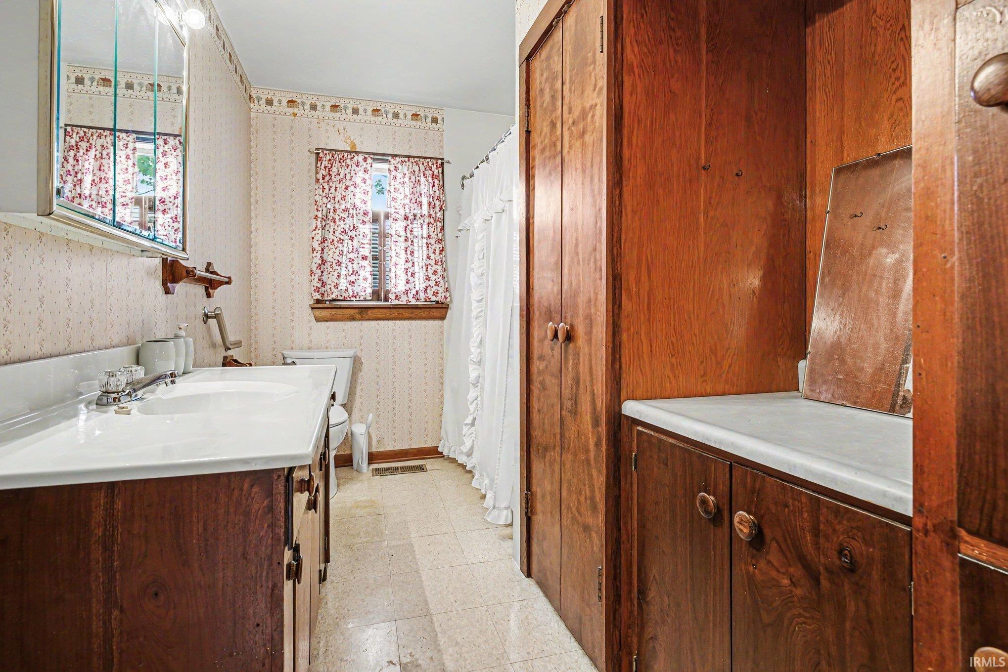 2824 Bashor Road Goshen, IN 46526 - Photo 14 of 27