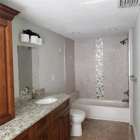 $2,695 | 6014 Southern Comfort Boulevard, Tampa, FL 33634