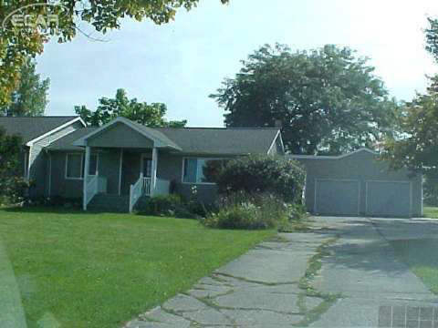 4899 Columbiaville Road Columbiaville, MI 48421 - Photo 1 of 12 20424189.JPG