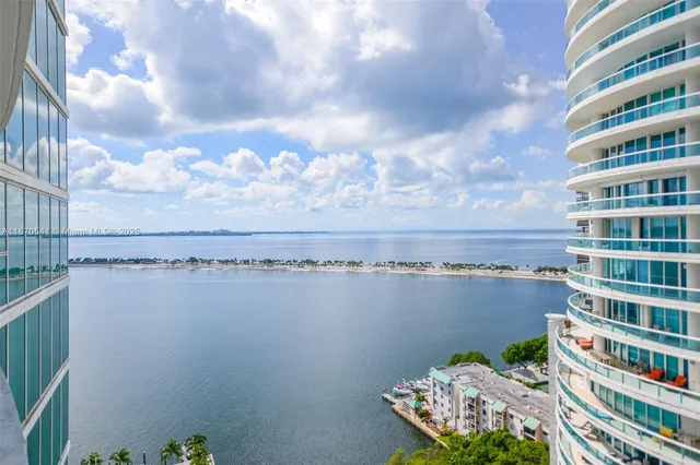 $520,000 | 2101 Brickell Avenue, Unit 2009, Miami, FL 33129