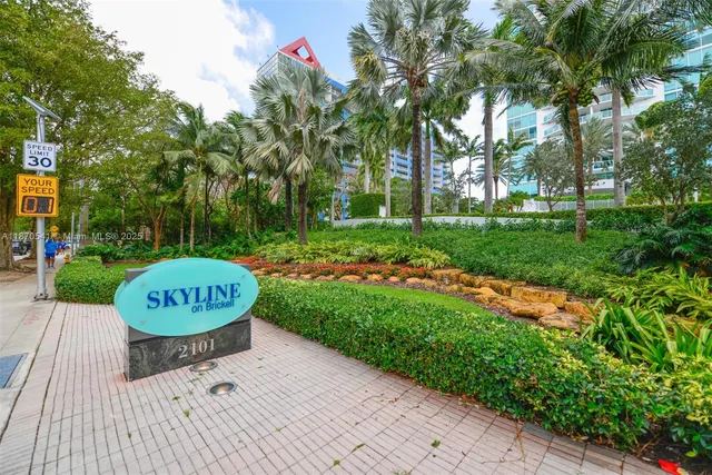 $520,000 | 2101 Brickell Avenue, Unit 2009, Miami, FL 33129