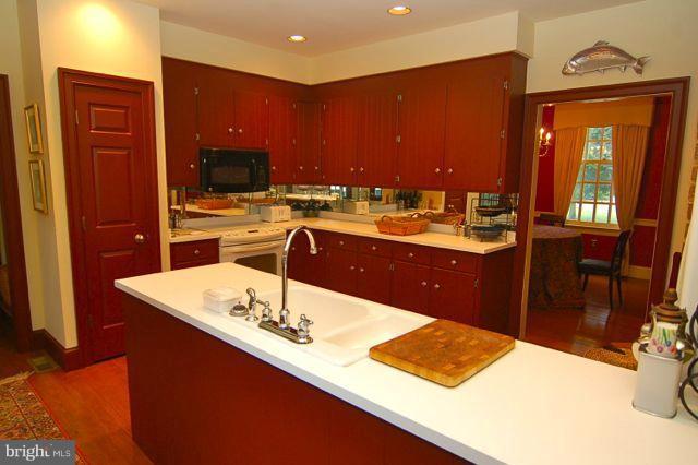 29131 Ricks Landing Road Kennedyville, MD 21645 - Photo 12 of 29 Convenient to Breakfast Area or Dining Room