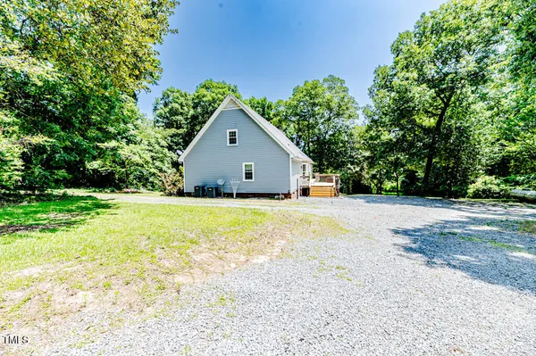 $850,000 | 2642 Holly Springs Church Road, Broadway, NC 27505