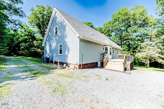 $1,100,000 | 2642 Holly Springs Church Road, Broadway, NC 27505