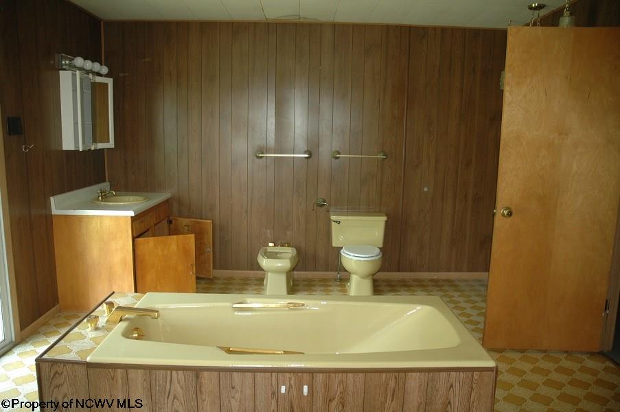 4 Rt Hill Philippi, WV 26416 - Photo 4 of 20 Gallery Image 4