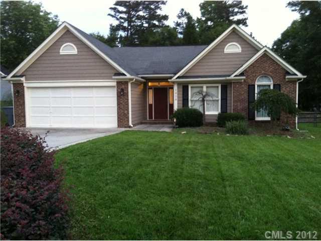 1808 Running Brook Road Charlotte, NC 28214 - Photo 1 of 16 Gallery Image 1