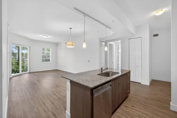 $3,000 | 225 South Latitude Circle, Unit 203, Delray Beach, FL 33483