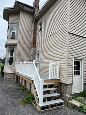 50 Swift Street Auburn, NY 13021 - Photo 2 of 25 Downstairs side entry