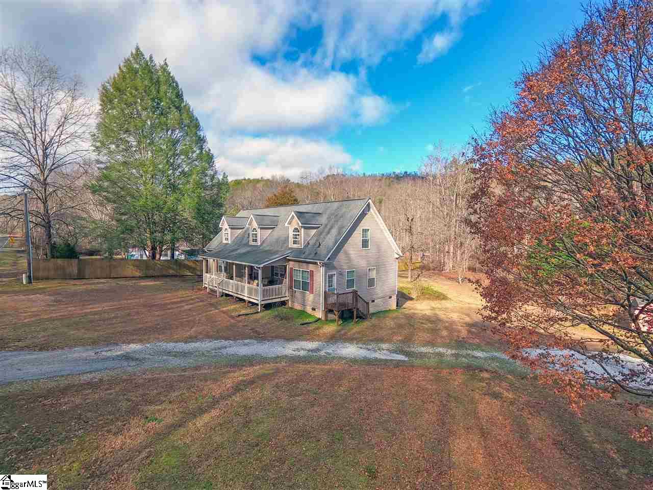 606 Beaver Dam Road Marietta, SC 29661 - Photo 2 of 35 Gallery Image 2