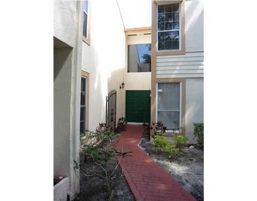 6157 Old Court Road, Unit 125 Boca Raton, FL 33433 - Photo 1 of 16 Primary Photo