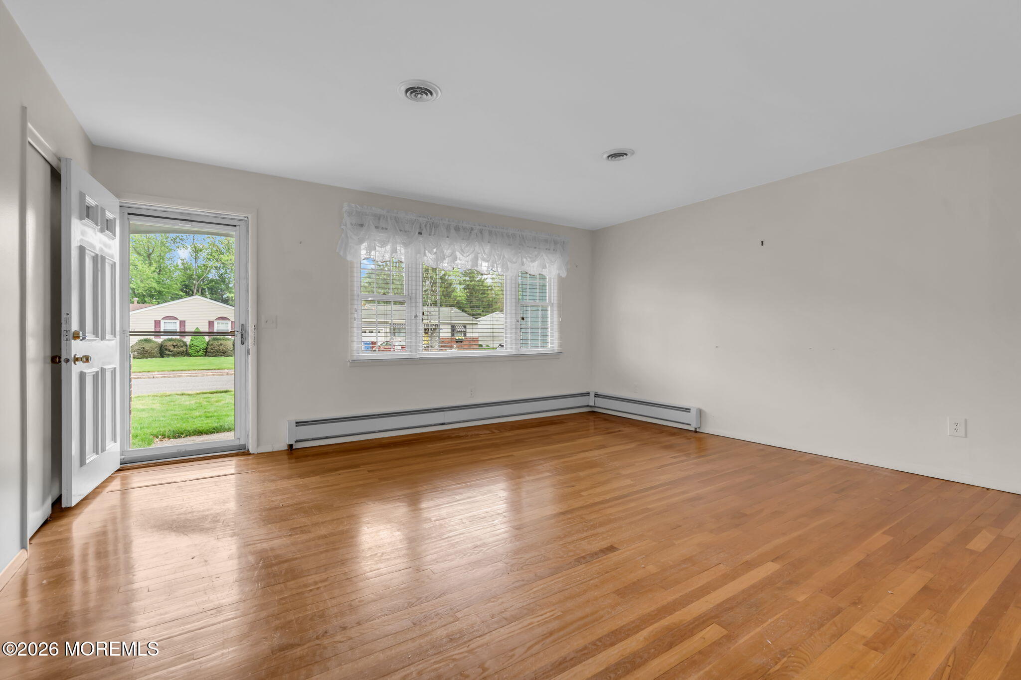 112 Georgetown Road Toms River, NJ 08757 - Photo 7 of 35 8-web-or-mls-DSC02097