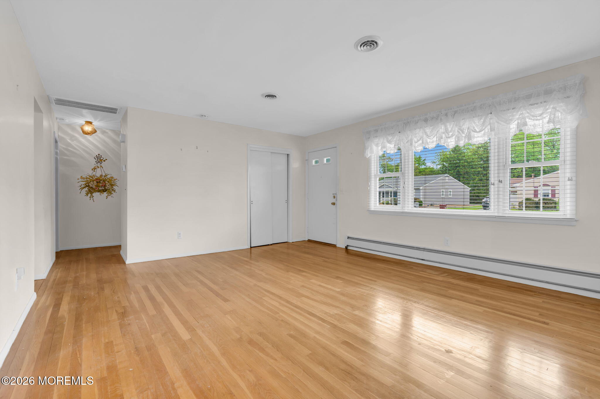 112 Georgetown Road Toms River, NJ 08757 - Photo 8 of 35 9-web-or-mls-DSC02117