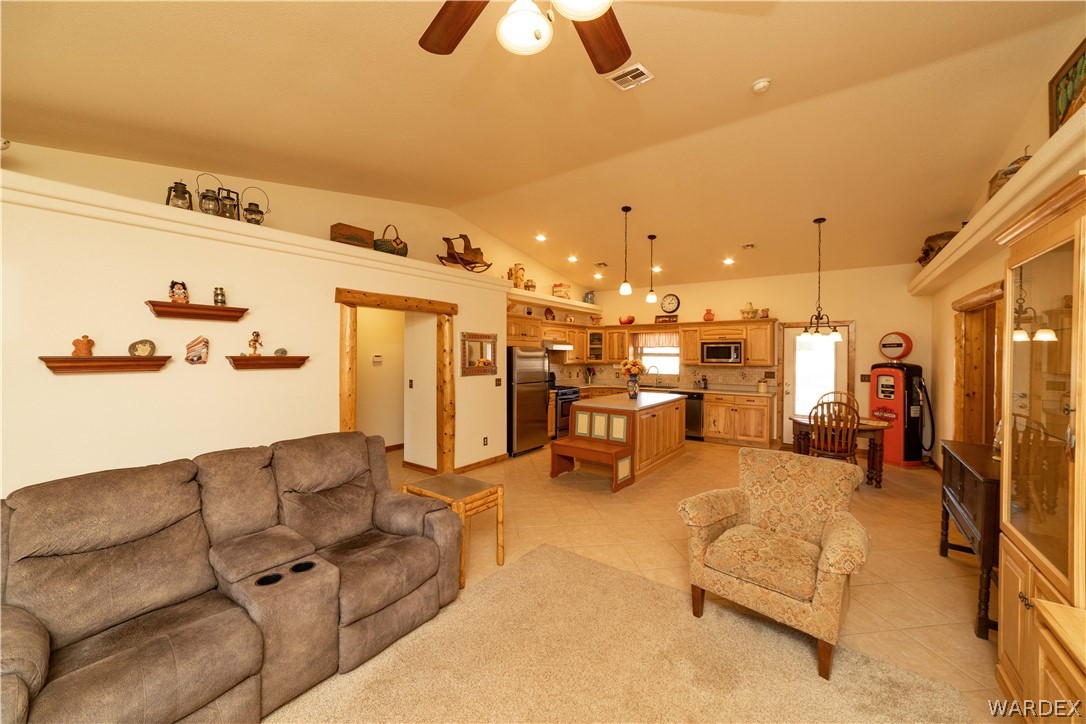 597 South Santa Cruz Road Golden Valley, AZ 86413 - Photo 11 of 70 Gallery Image 11