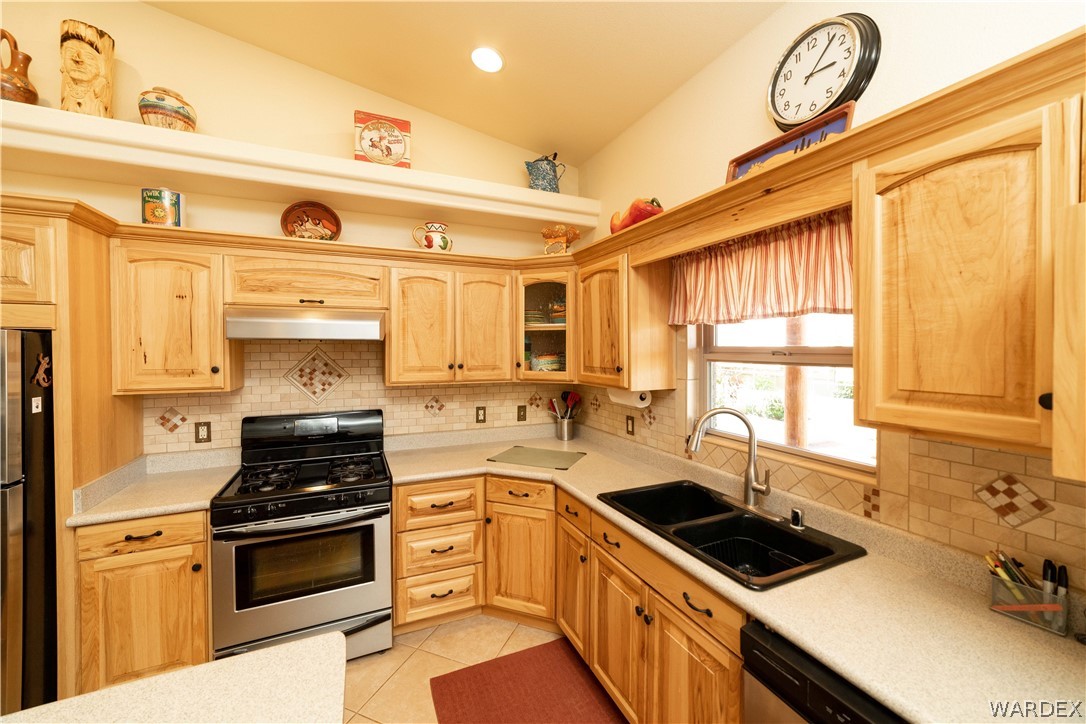 597 South Santa Cruz Road Golden Valley, AZ 86413 - Photo 13 of 70 Gallery Image 13