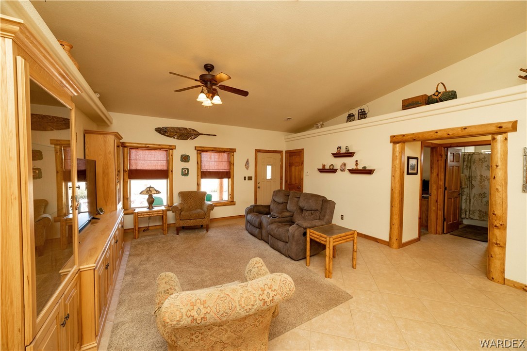 597 South Santa Cruz Road Golden Valley, AZ 86413 - Photo 16 of 70 Gallery Image 16