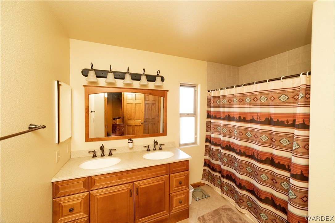 597 South Santa Cruz Road Golden Valley, AZ 86413 - Photo 28 of 70 Gallery Image 28
