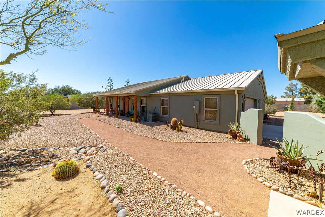 597 South Santa Cruz Road Golden Valley, AZ 86413 - Photo 3 of 70 Gallery Image 3