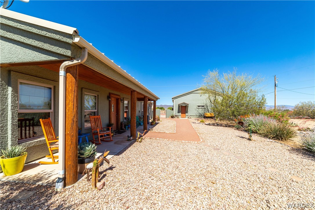 597 South Santa Cruz Road Golden Valley, AZ 86413 - Photo 5 of 70 Gallery Image 5