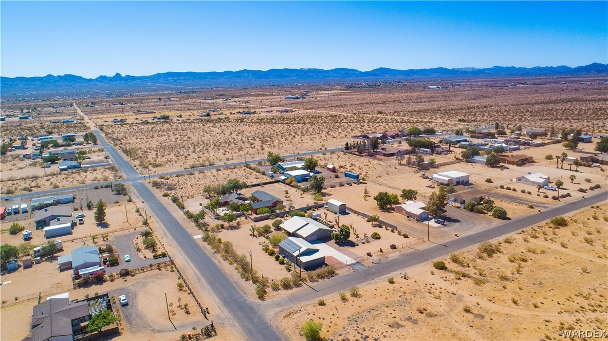 597 South Santa Cruz Road Golden Valley, AZ 86413 - Photo 7 of 70 Gallery Image 7