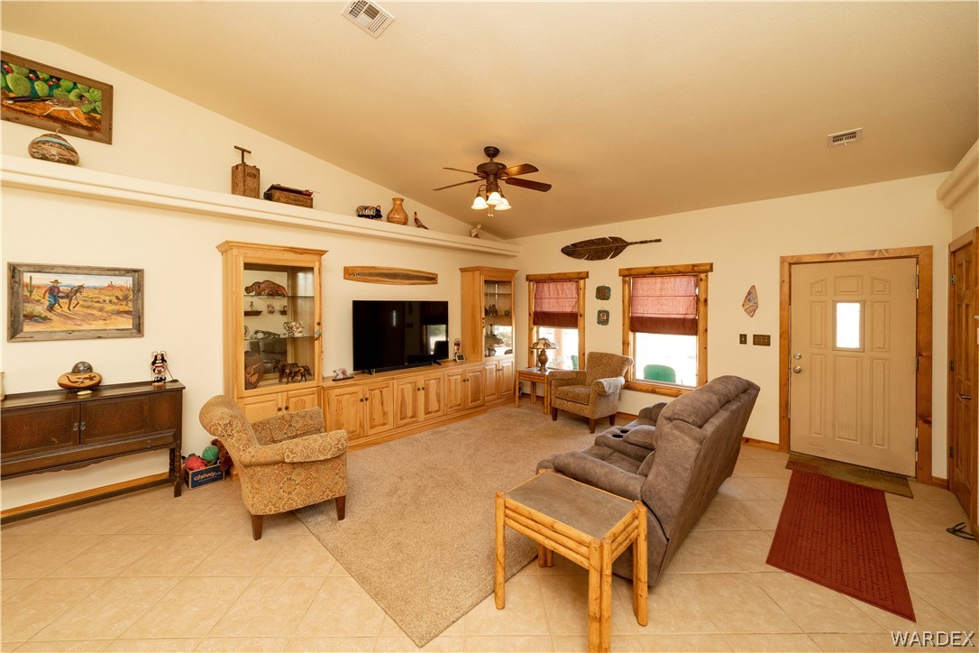 597 South Santa Cruz Road Golden Valley, AZ 86413 - Photo 9 of 70 Gallery Image 9