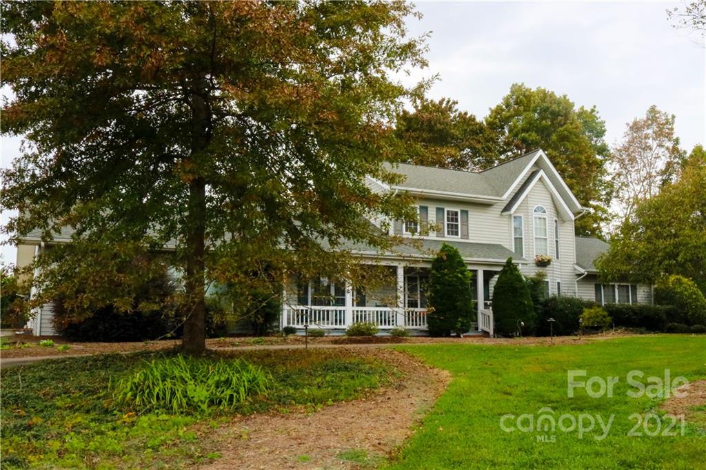 1776 Arbor Grove Church Road Purlear, NC 28665 - Photo 2 of 39 Gallery Image 2
