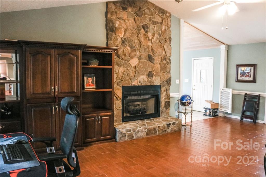 1776 Arbor Grove Church Road Purlear, NC 28665 - Photo 12 of 39 Gallery Image 12