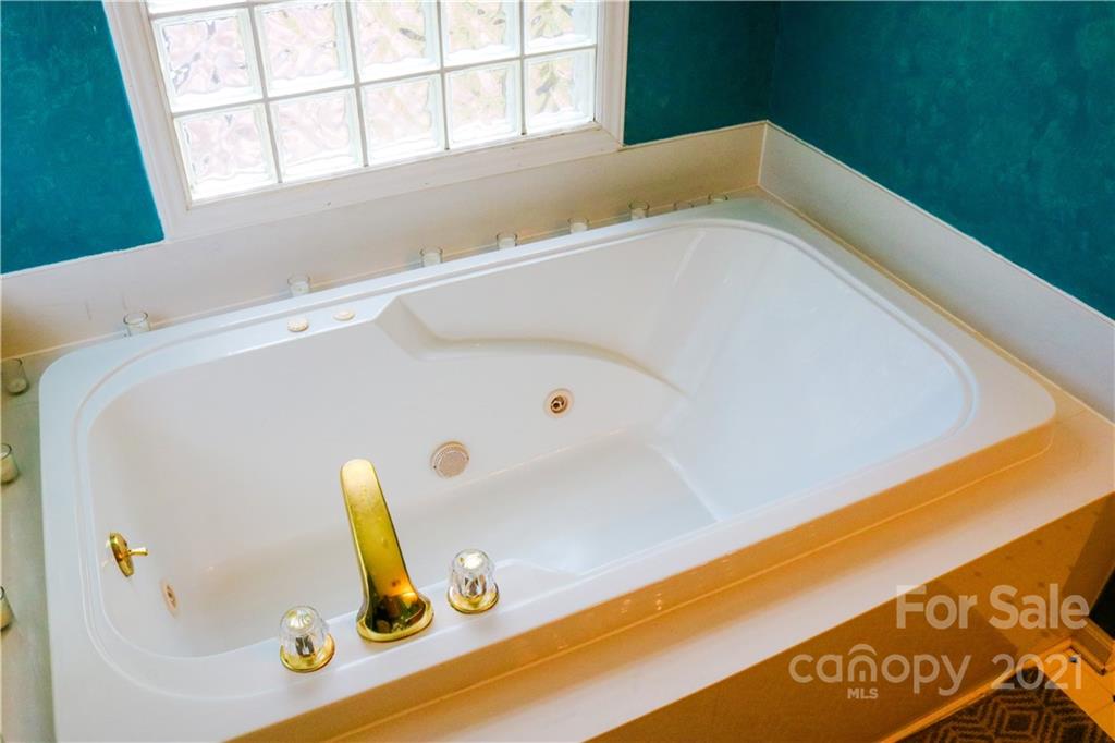 1776 Arbor Grove Church Road Purlear, NC 28665 - Photo 22 of 39 Gallery Image 22