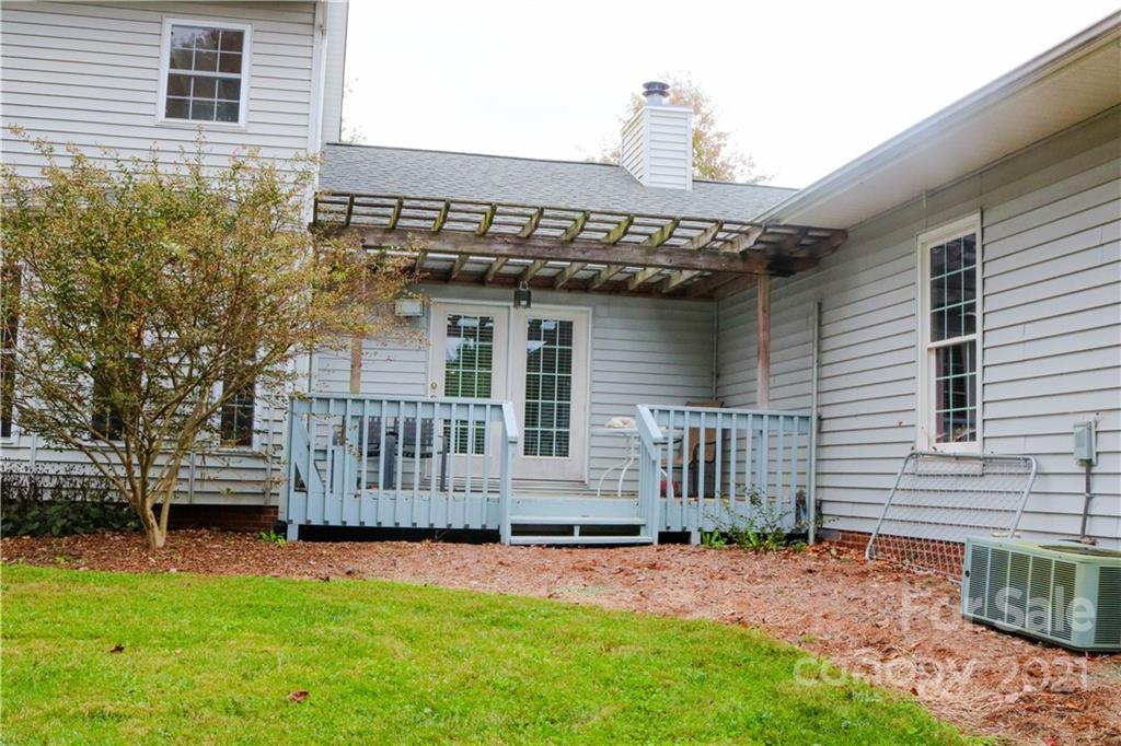 1776 Arbor Grove Church Road Purlear, NC 28665 - Photo 30 of 39 Gallery Image 30