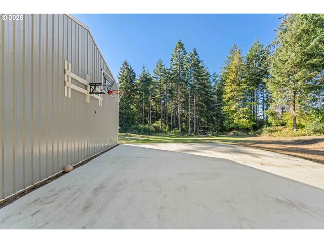 $699,000 | 88019 Napier Lane, Bandon, OR 97411