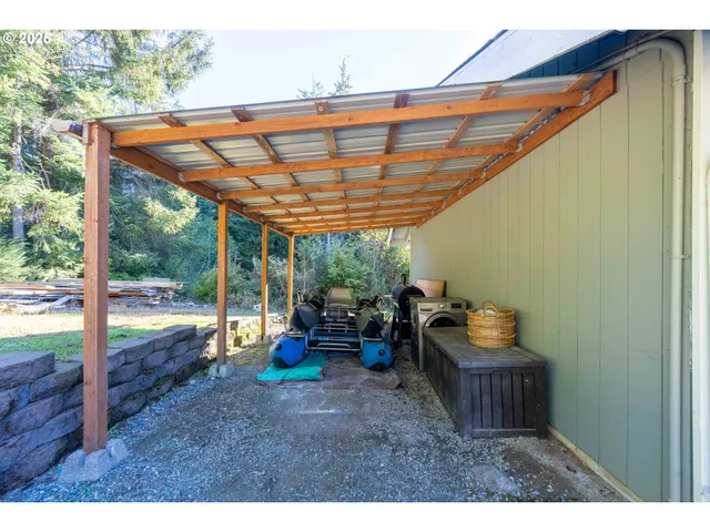 $699,000 | 88019 Napier Lane, Bandon, OR 97411