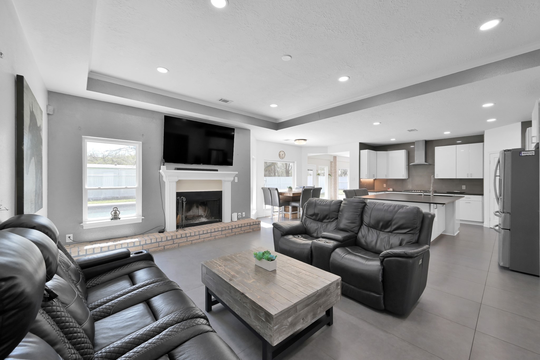 10420 Hufsmith Road Tomball, TX 77375 - Photo 4 of 19