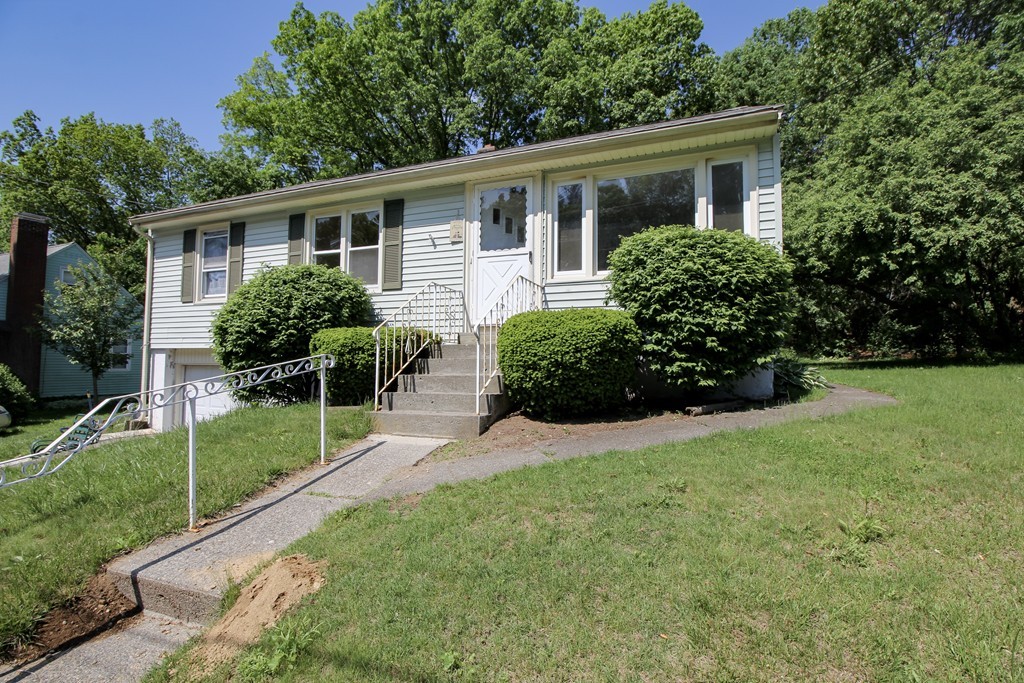 19 Ireta Road Shrewsbury, MA 01545 - Photo 2 of 30 Gallery Image 2