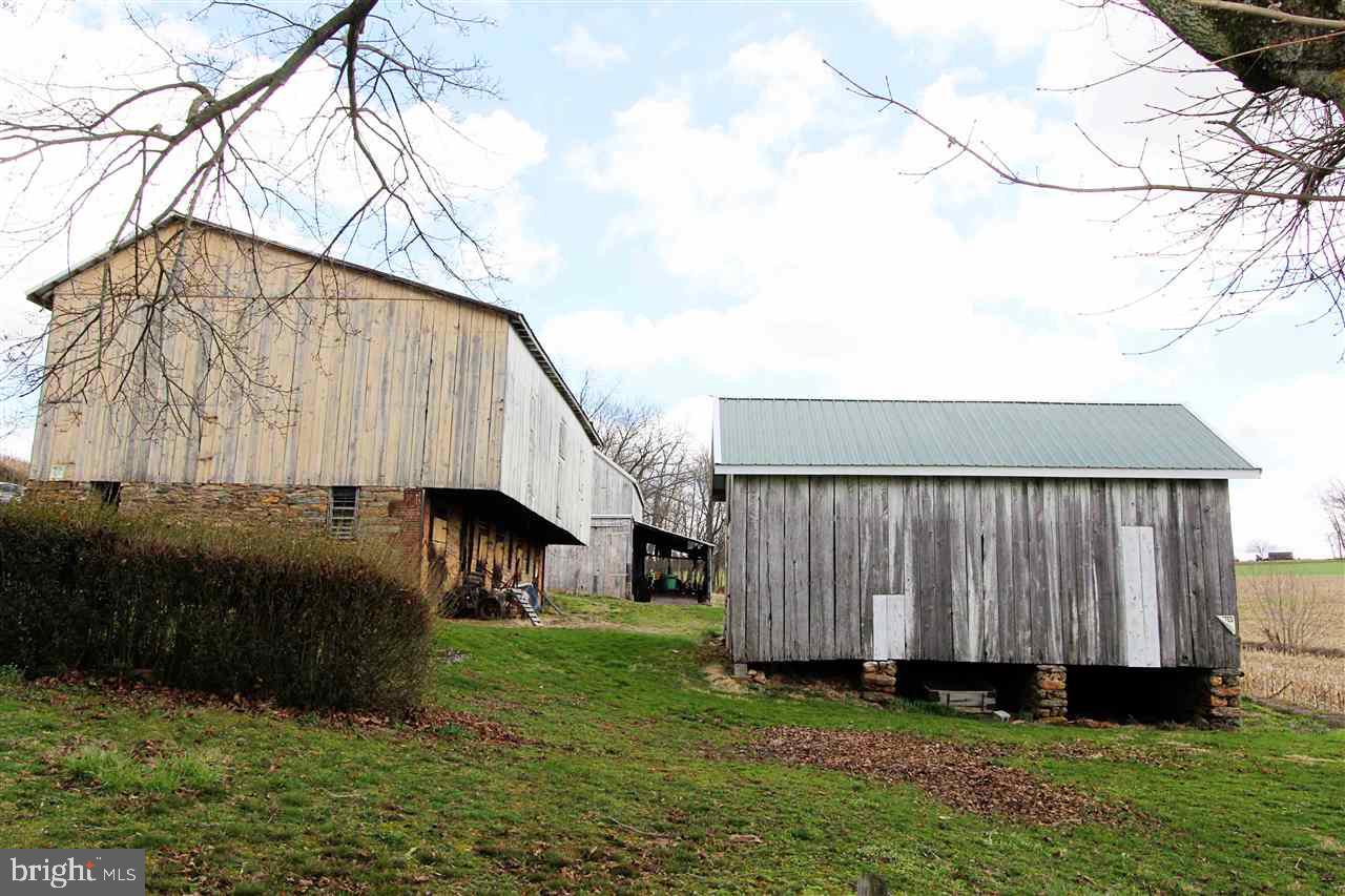 945 Grim Hollow Road Red Lion, PA 17356 - Photo 12 of 30 Gallery Image 12