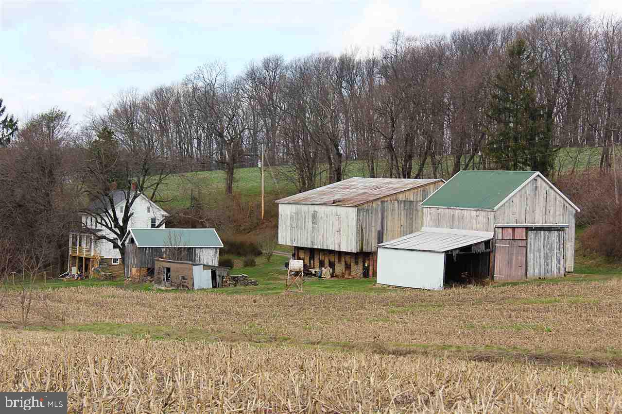 945 Grim Hollow Road Red Lion, PA 17356 - Photo 8 of 30 Gallery Image 8