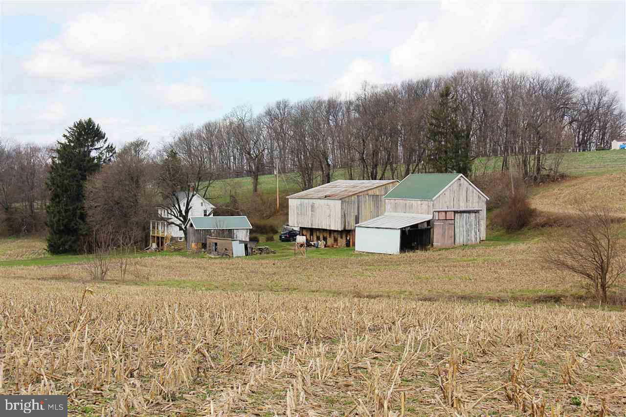 945 Grim Hollow Road Red Lion, PA 17356 - Photo 10 of 30 Gallery Image 10