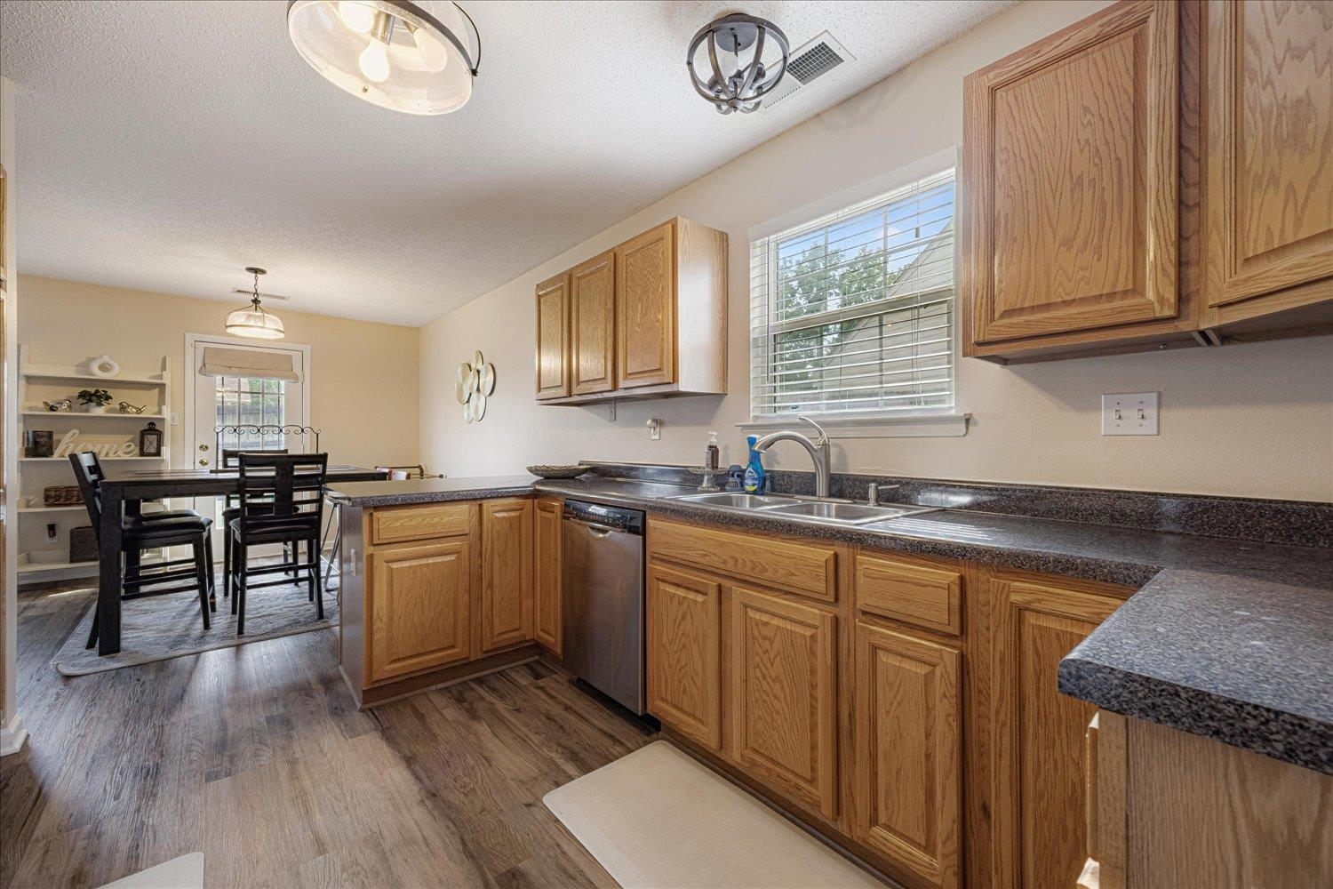 4925 Top Notch Loop Memphis, TN 38125 - Photo 18 of 40 Gallery Image 18