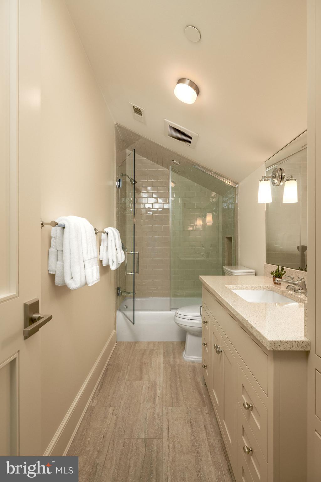 2155 Dunmore Lane Washington, DC 20007 - Photo 47 of 65