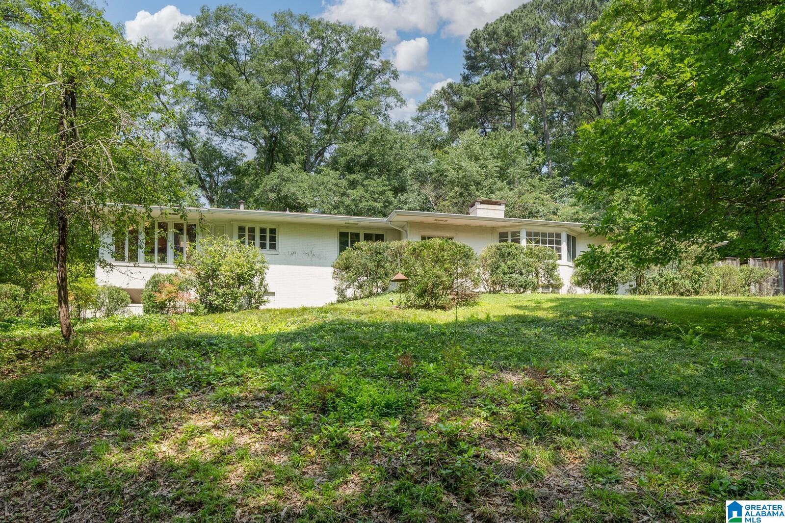 10 Beechwood Road Birmingham, AL 35213 - Photo 1 of 40